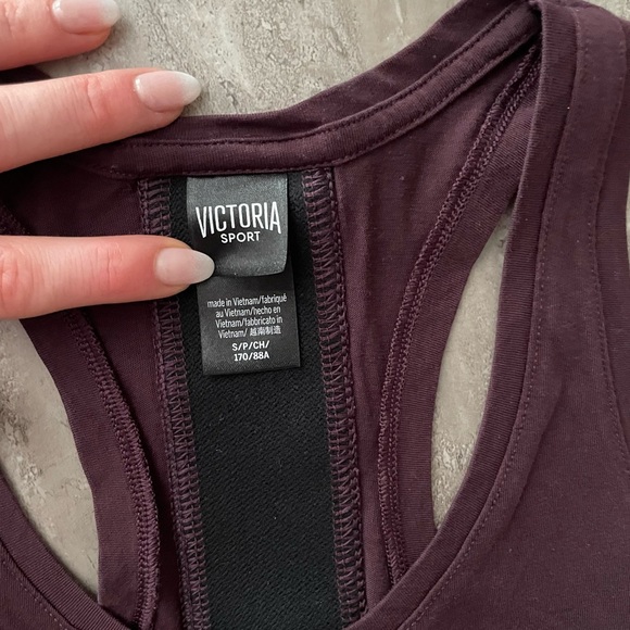 Victoria’s Secret Tie Back Workout Top - Picture 3 of 3